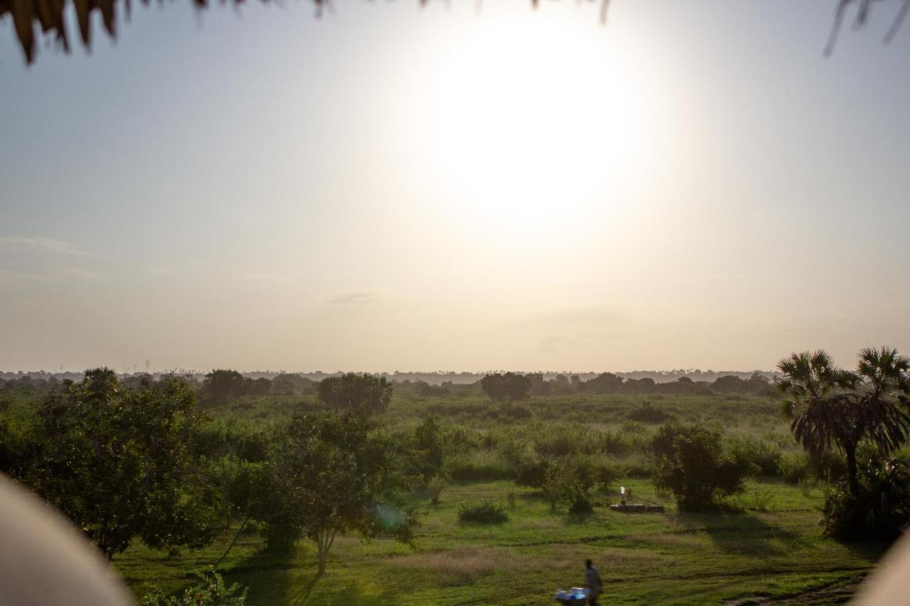 Pangani Cliffs Lodge Eksteriør bilde