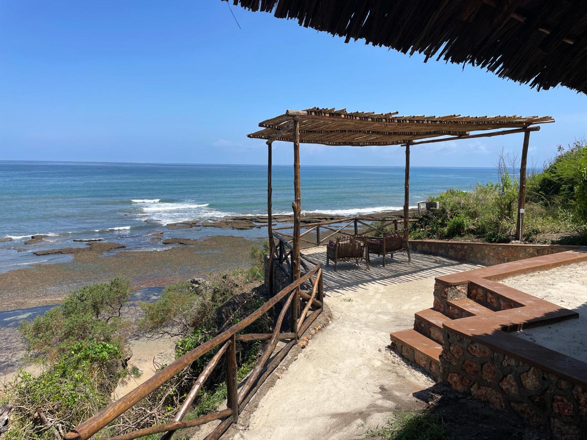 Pangani Cliffs Lodge Eksteriør bilde